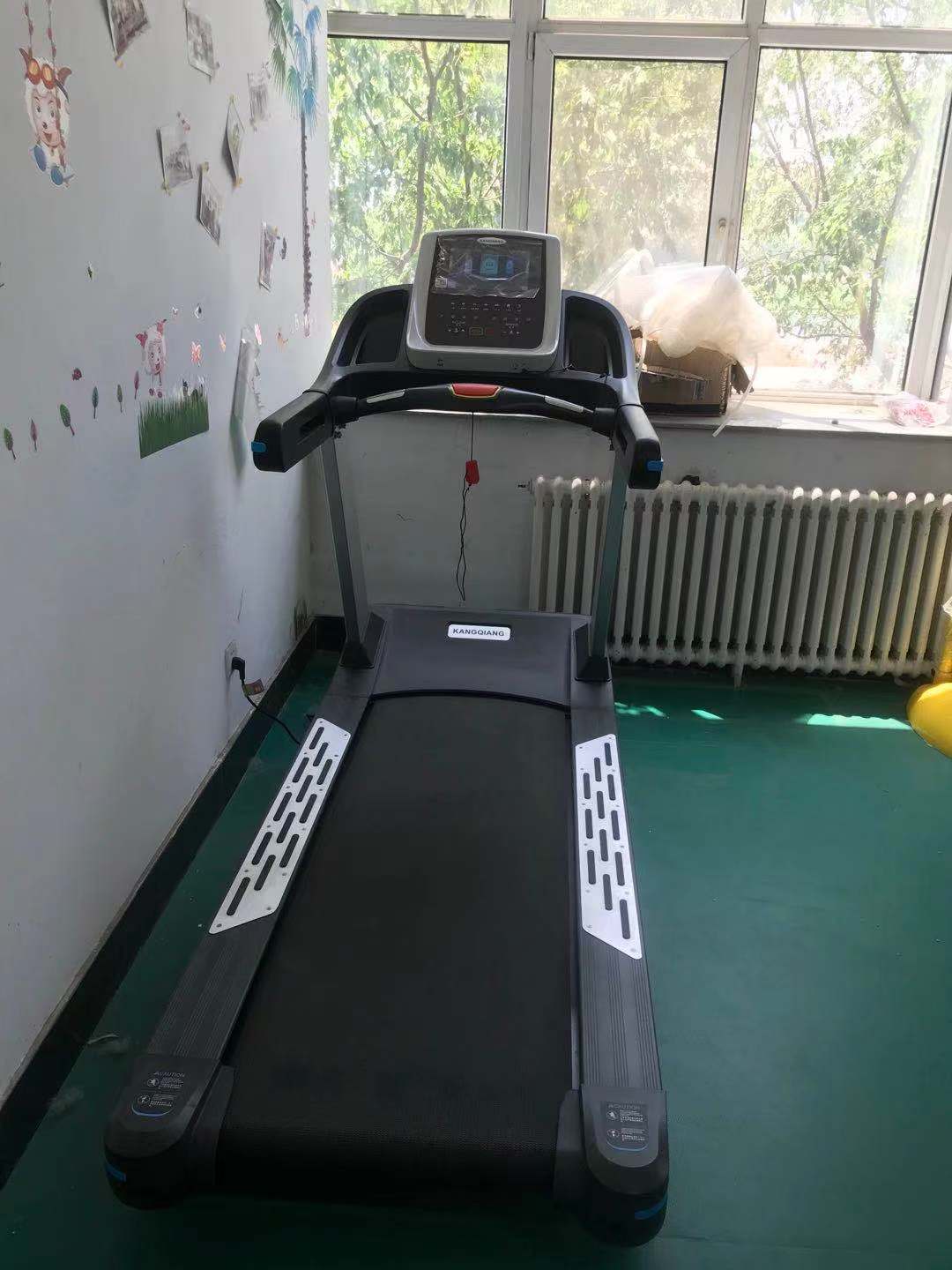 跑步機(jī) 跑步機(jī)