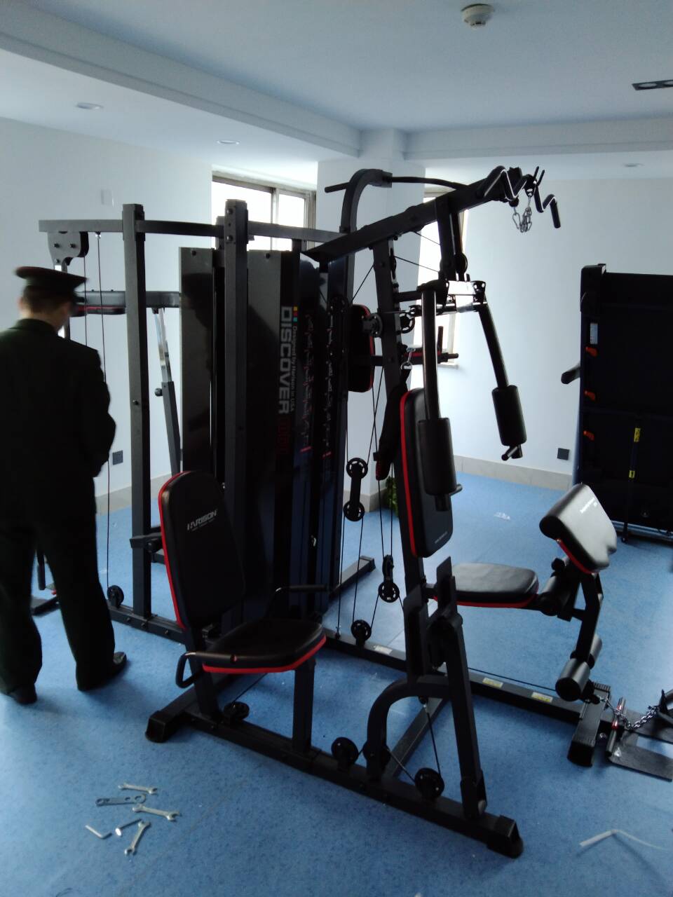 多功能綜合訓(xùn)練器 多功能綜合訓(xùn)練器